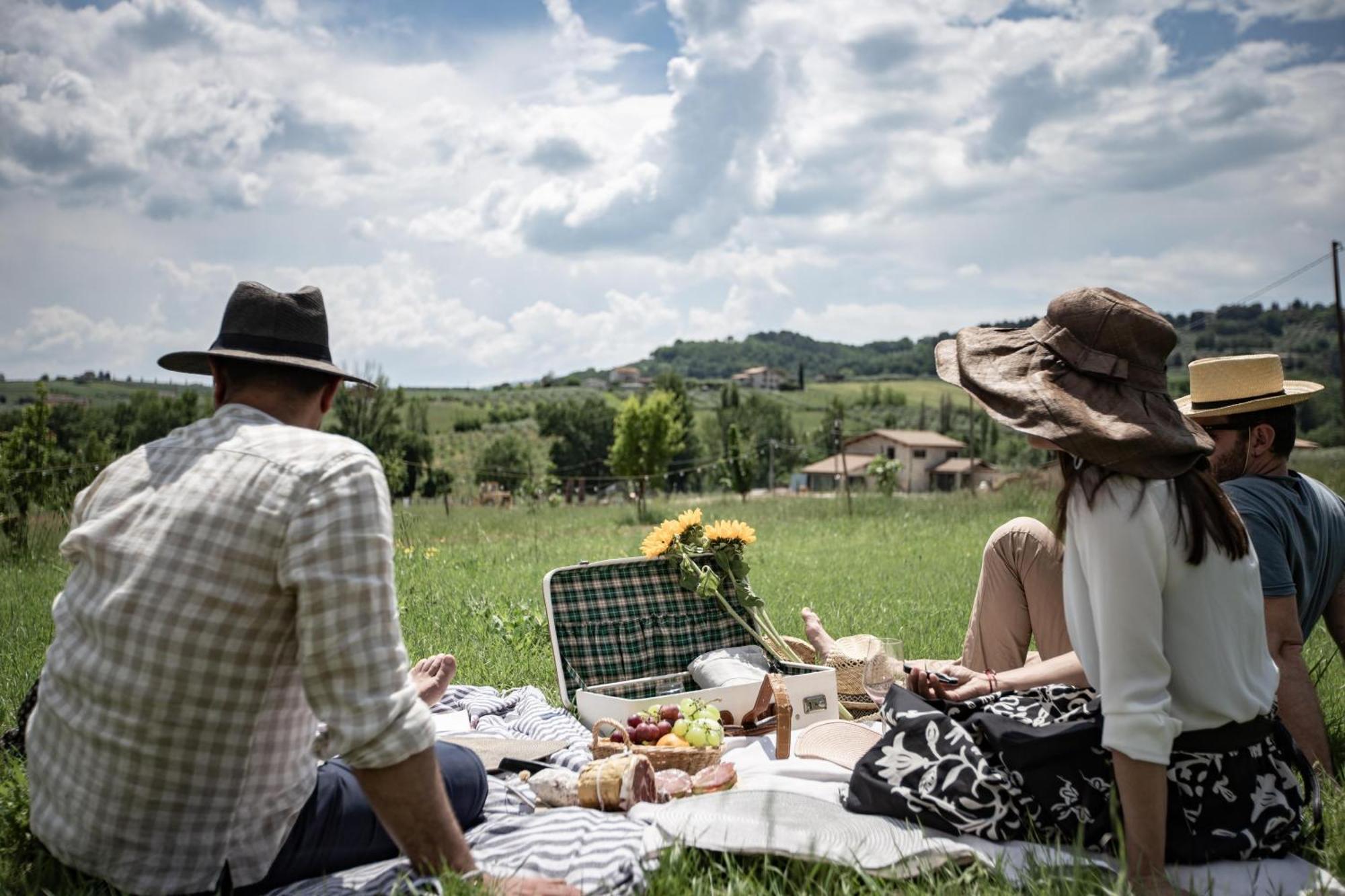 Agriturismo Qui E Ora 贝瓦尼亚 外观 照片